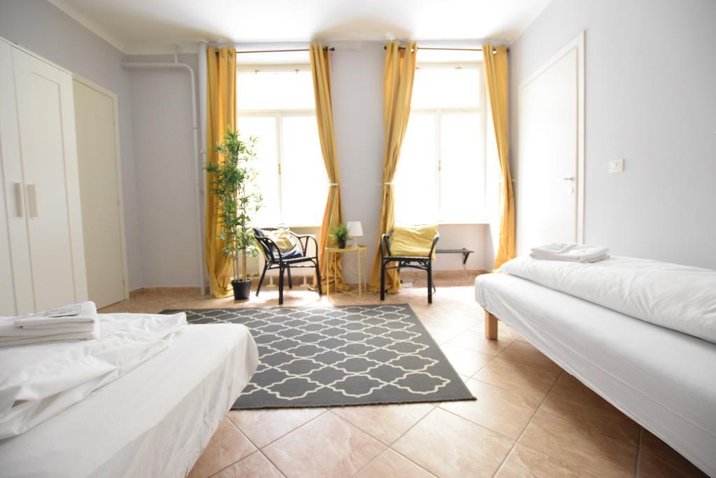 Budget Apartment By Hi5 - Revai Koez Budapest Exterior photo